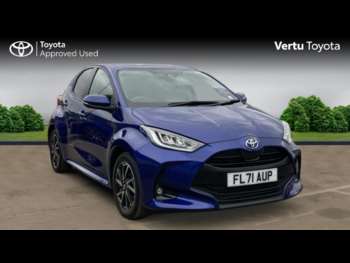 2021 (71) - Toyota Yaris