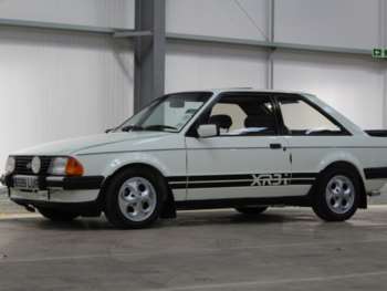 1985 (B) - Ford Escort